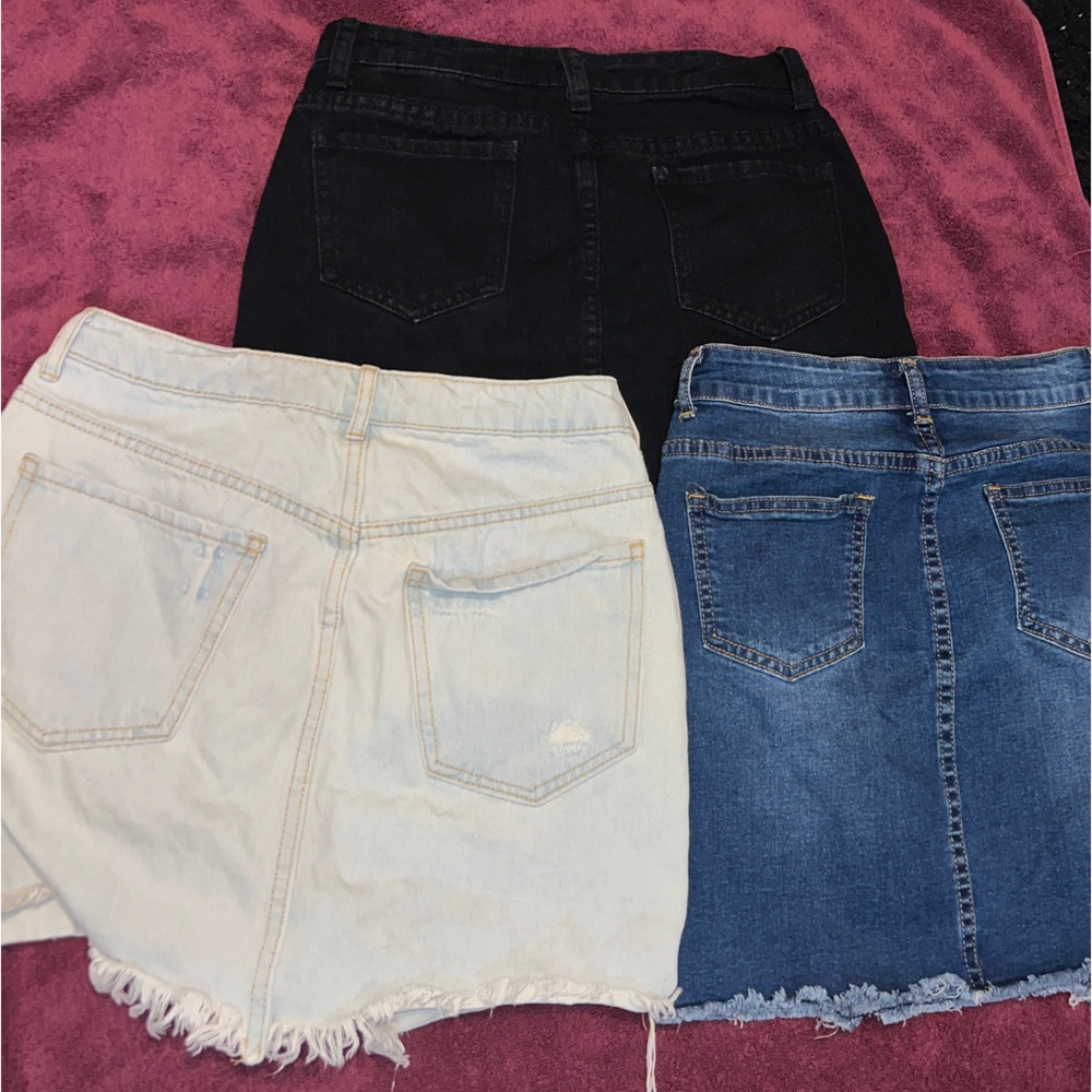 3 PACK XS SKIRT SET💙🖤🤍